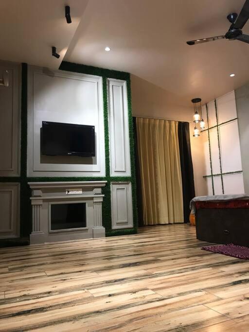 Entire Craftsman House With 2 Bedrooms Kitchen And * Raipur (Chhattisgarh)
